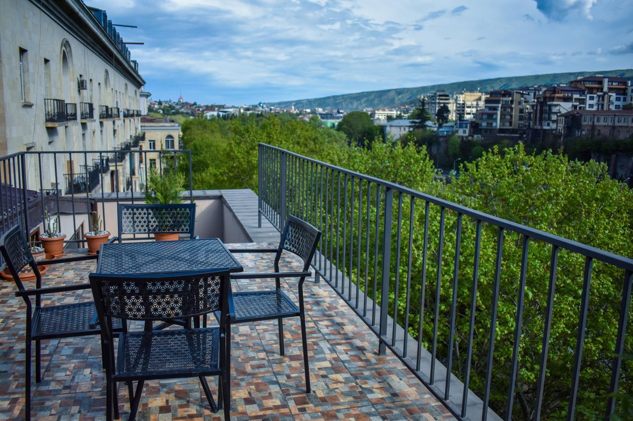 Riverside Apartment Tbilisi Exterior photo